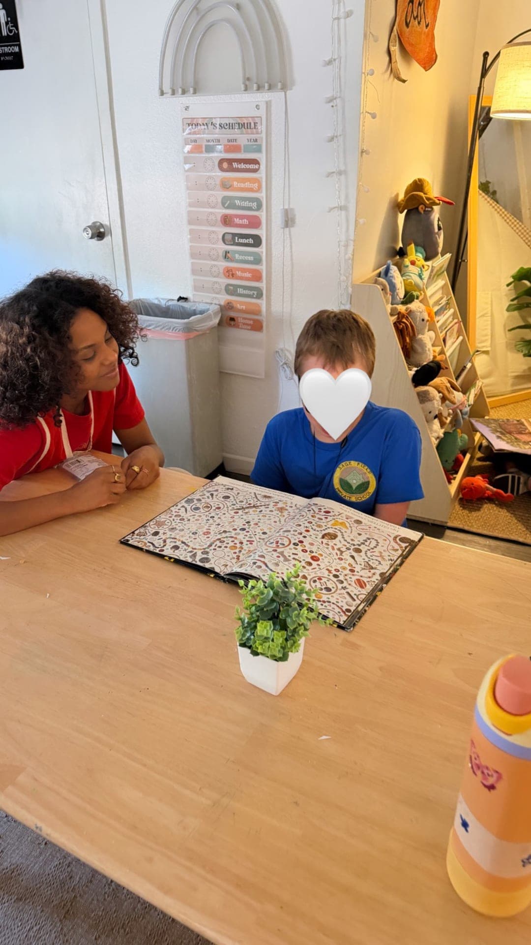Collaborative search-and-find reading at the table